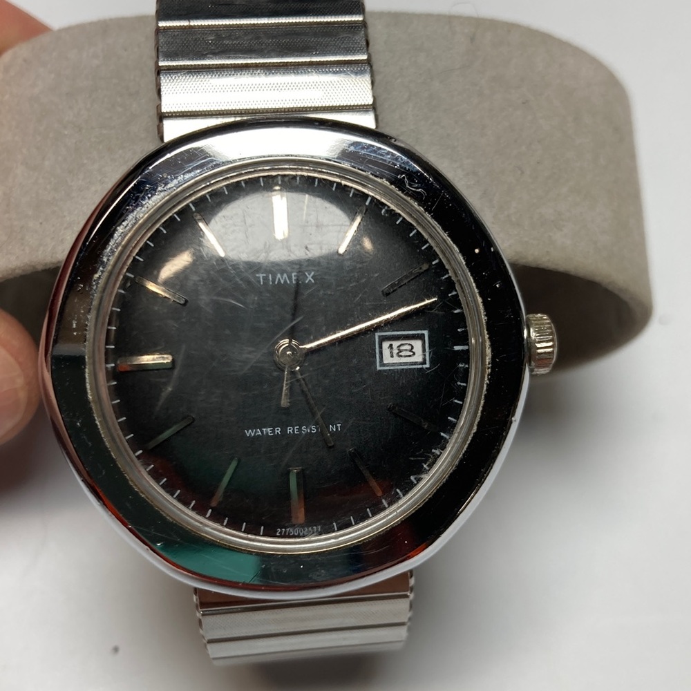 Vintage Timex black dial watch, works, stainless stretch bracelet
